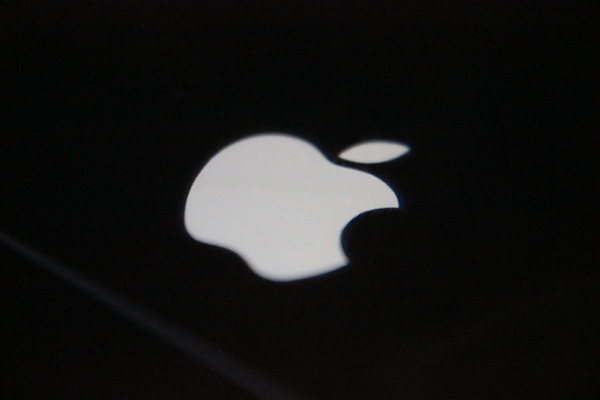 最新调查：苹果与三星占据美国90%以上的智能手机市场